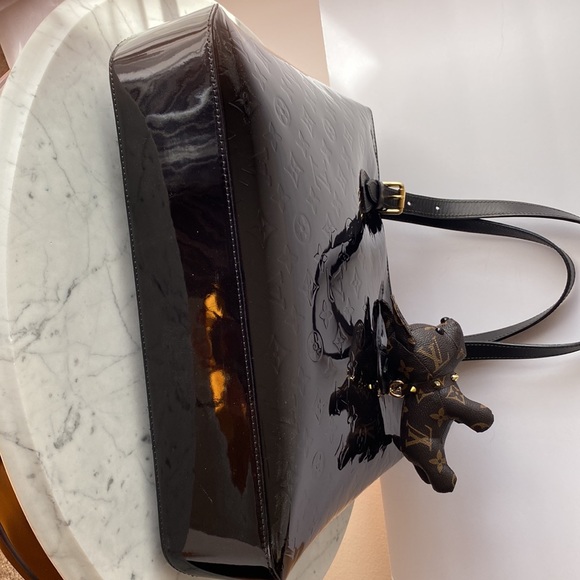 Authentic Louis Vuitton Brentwood tote/shoulder bag Near Pristine ! - Picture 15 of 16